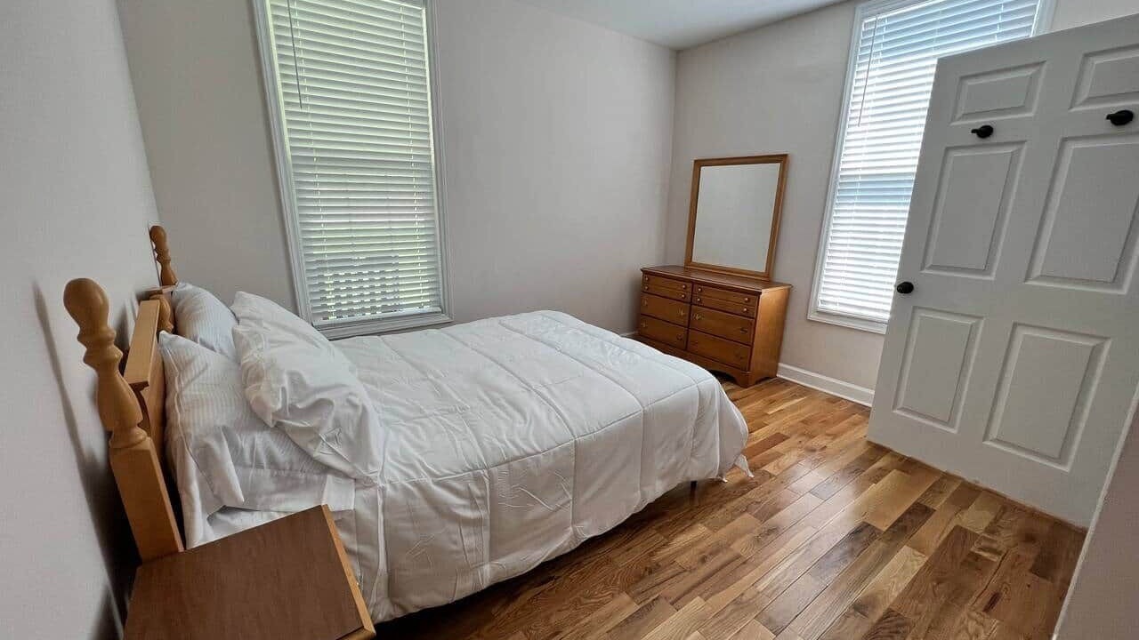 Photo of Bedroom in Fries