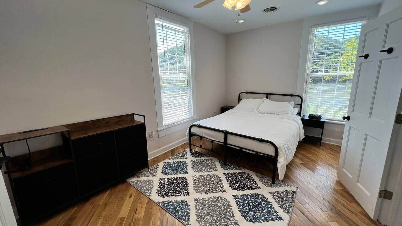 Photo of Bedroom in Fries