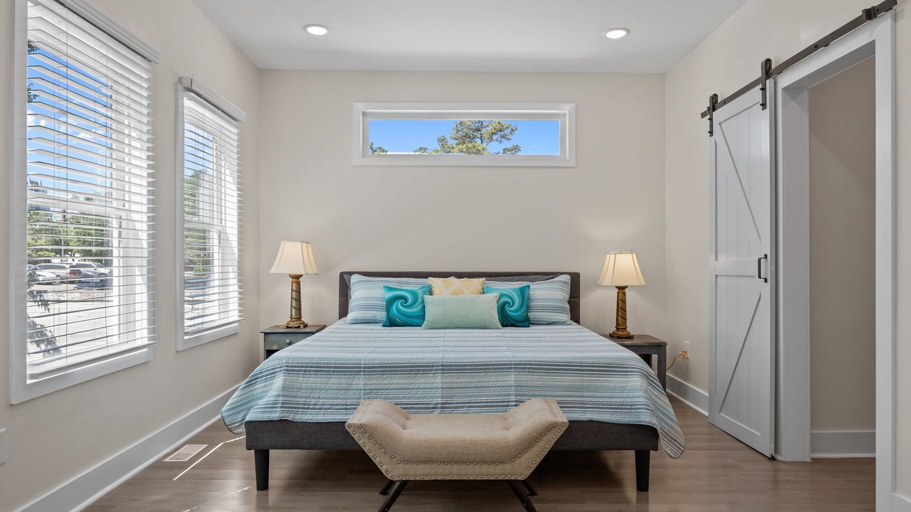 Photo of Bedroom in Downtown