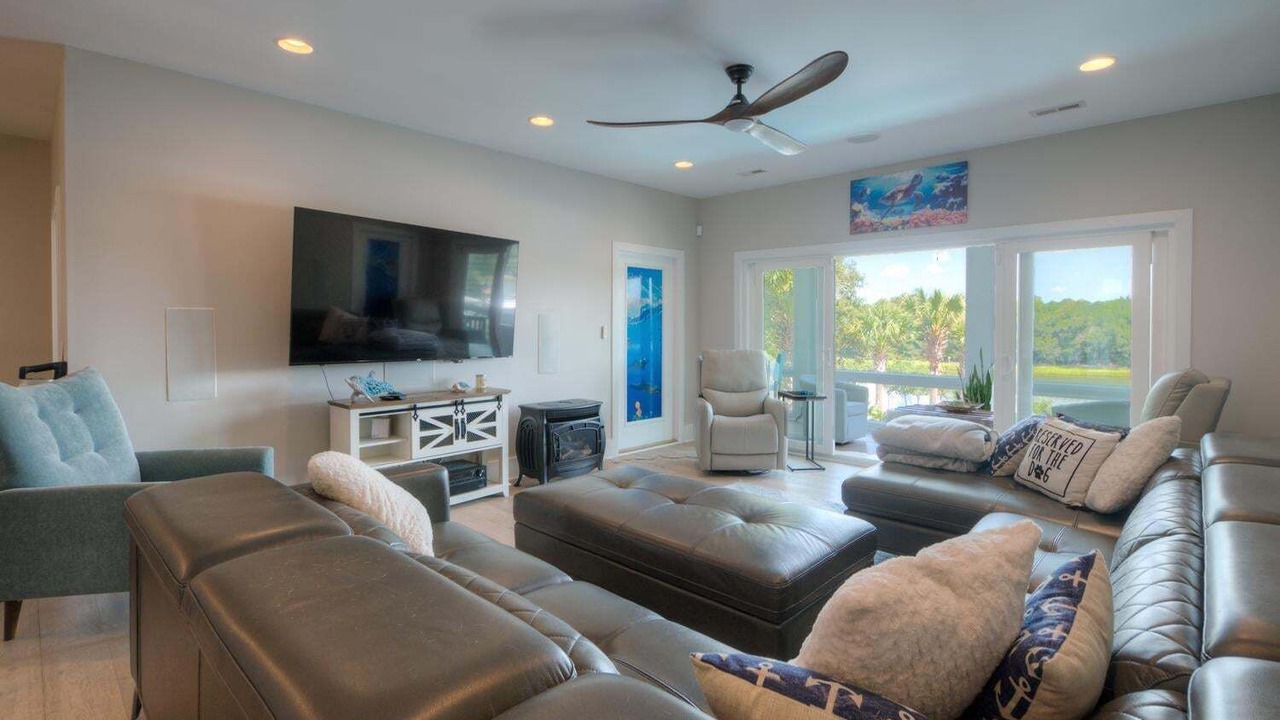 Photo of Livingroom in Long Beach