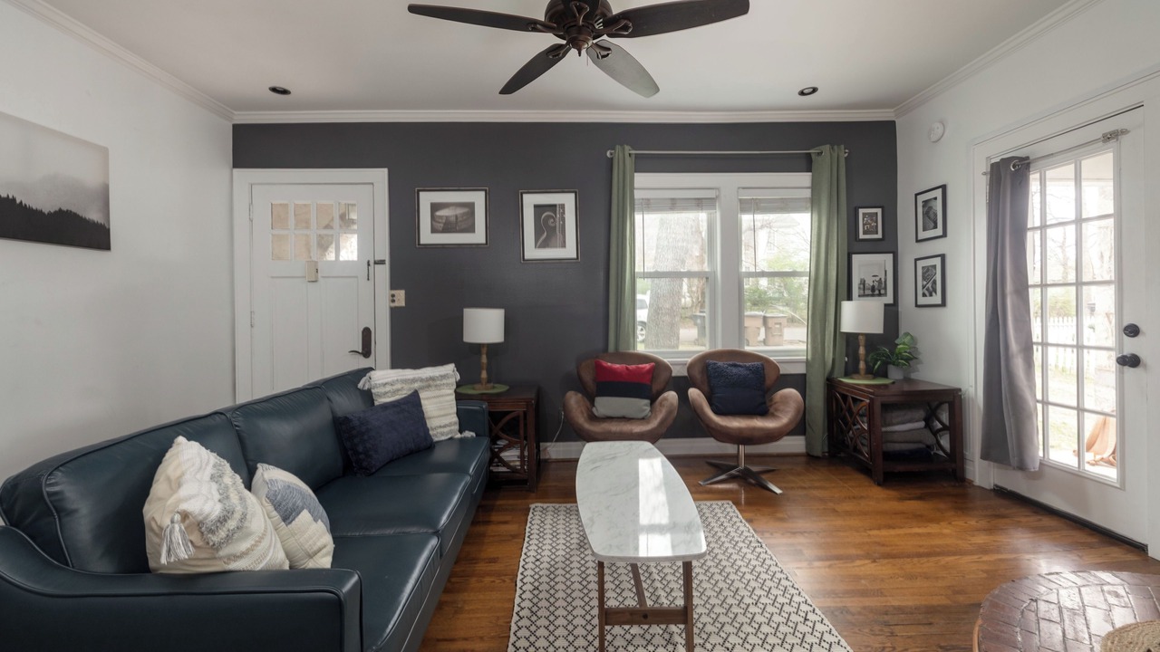 Photo of Livingroom in Rosebank
