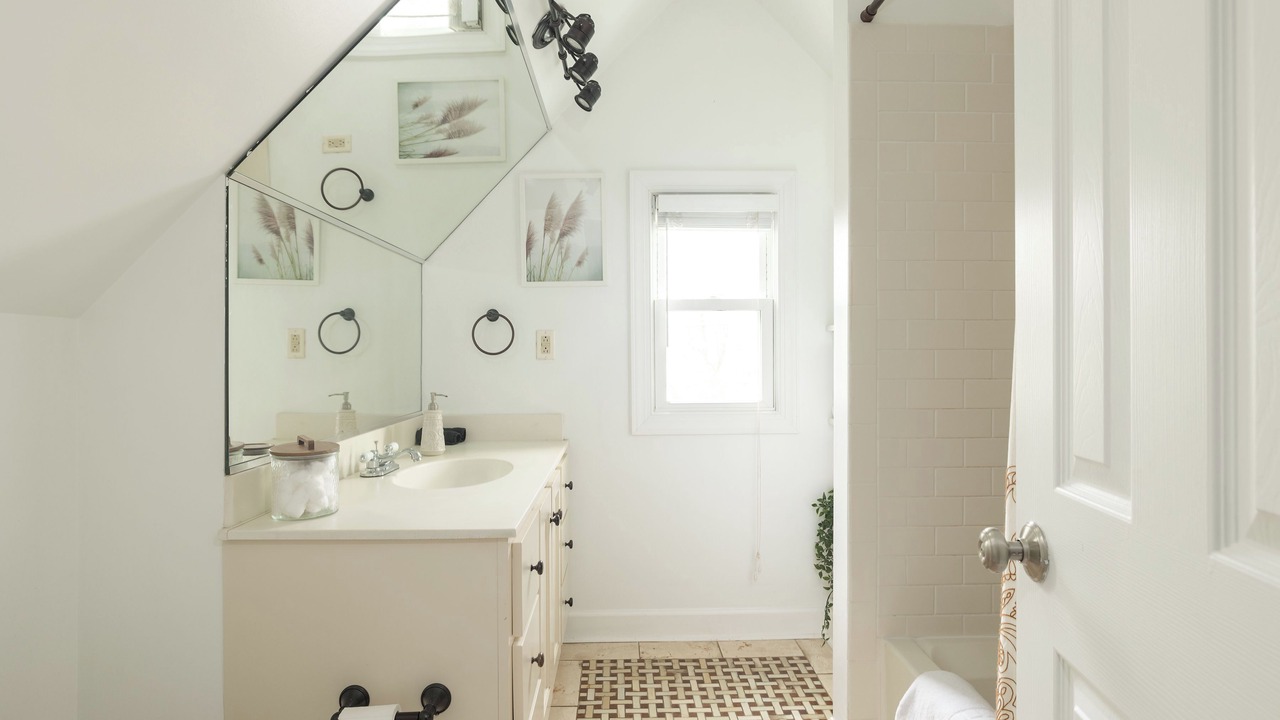 Photo of Bathroom in Rosebank