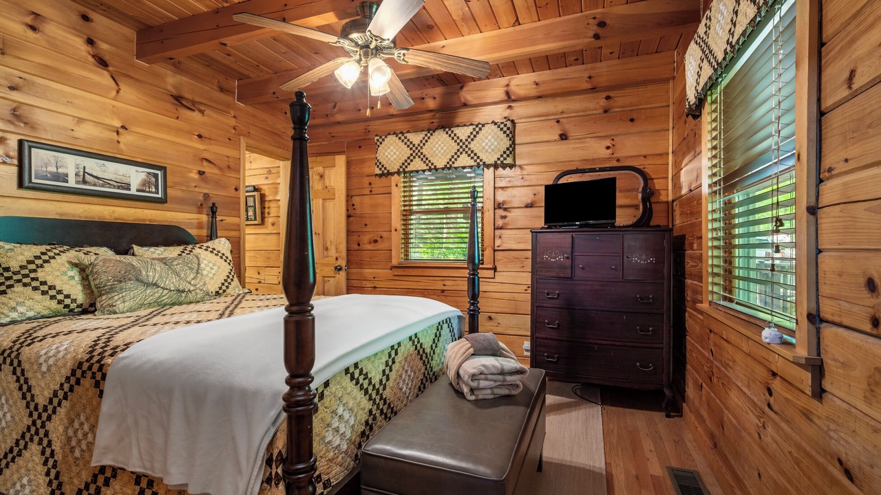Photo of Bedroom in Lake Lure
