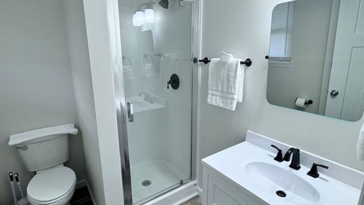 Photo of Bathroom in Beaufort