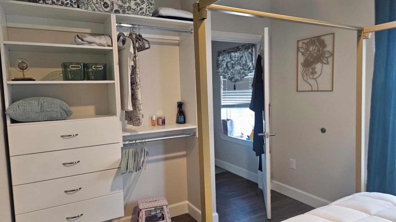 Photo of Bedroom in Eighth Avenue