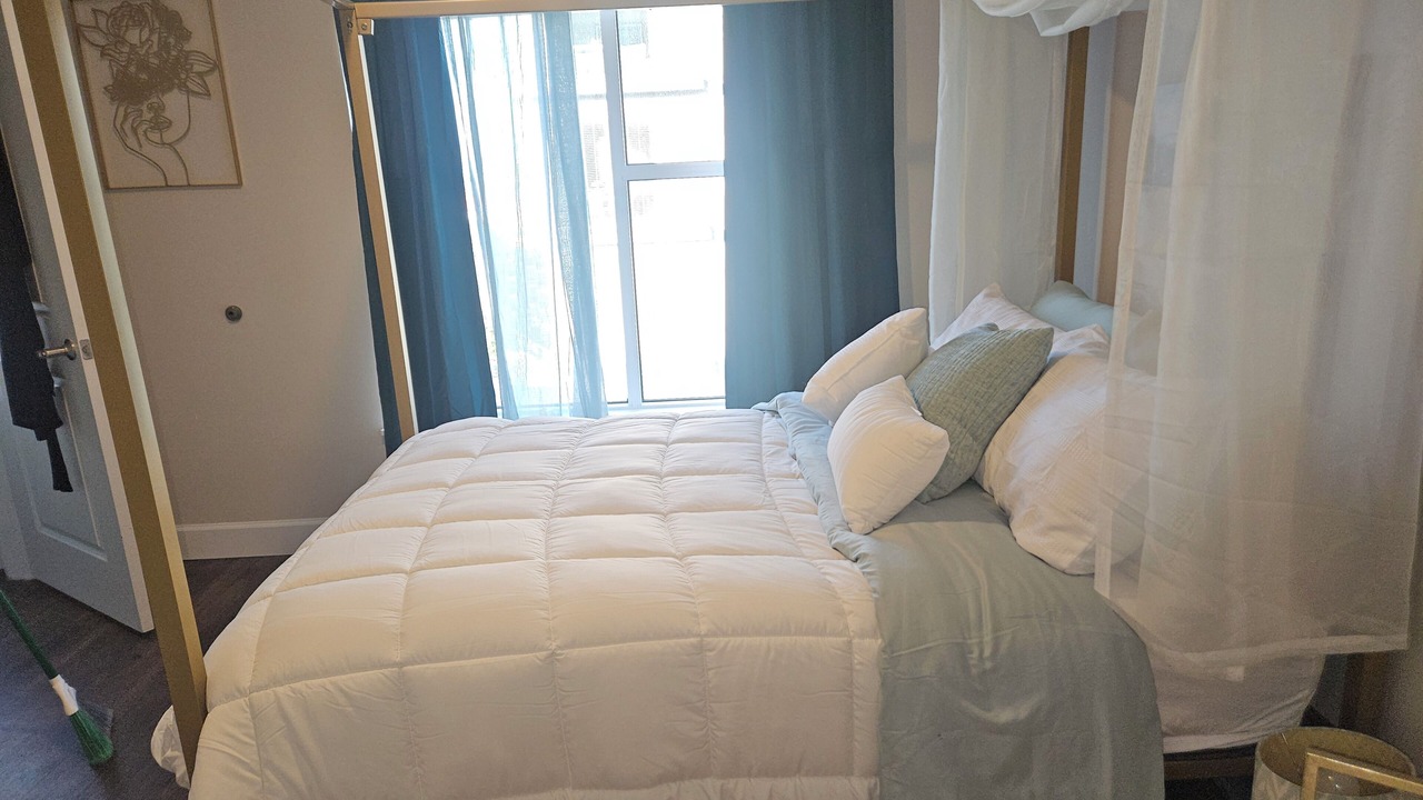 Photo of Bedroom in Eighth Avenue