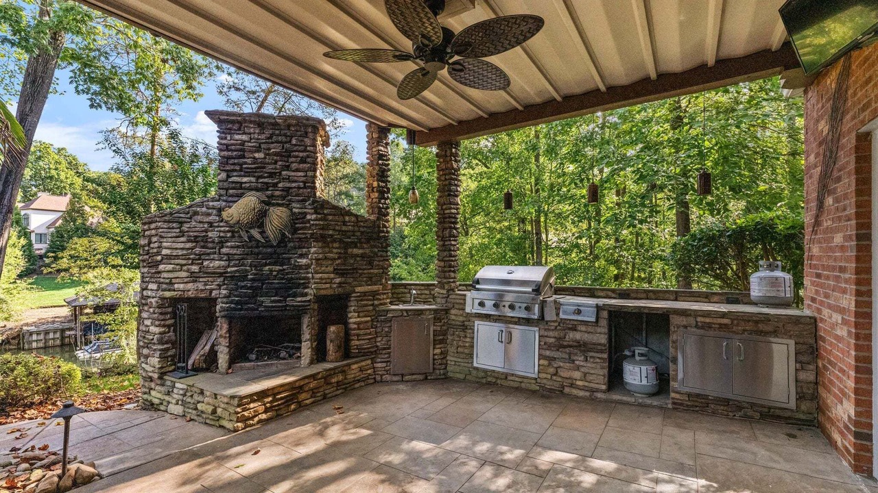 Photo of Outdoor in Barium Springs
