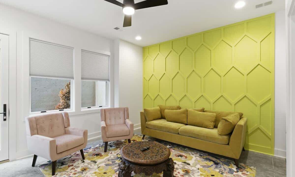 Photo of Livingroom in Talbot's Corner