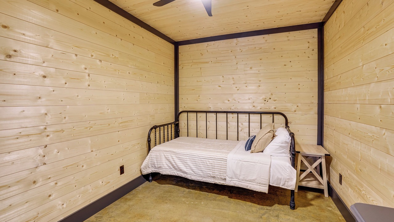 Photo of Bedroom in Murray