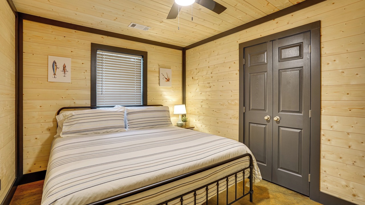 Photo of Bedroom in Murray