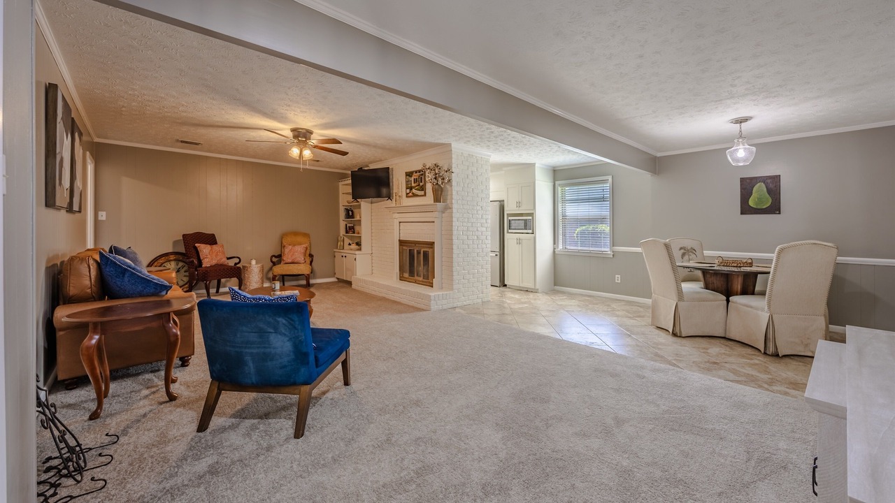Photo of Livingroom in Prattville