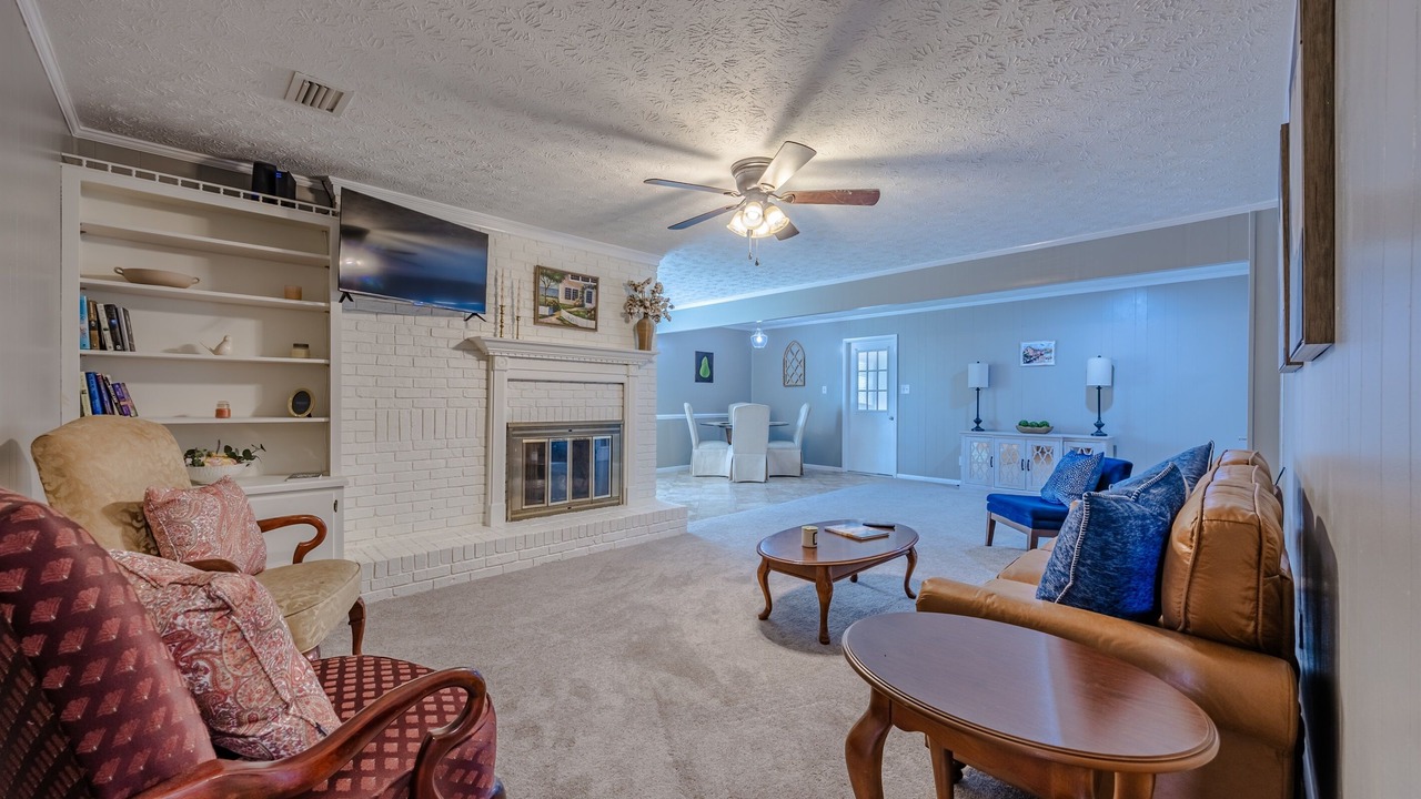 Photo of Livingroom in Prattville
