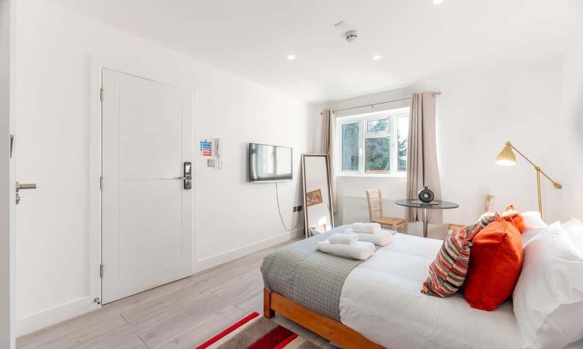 Photo of Bedroom in Epsom