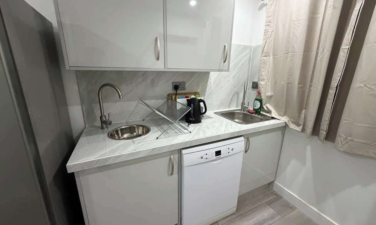 Photo of Kitchen in Epsom