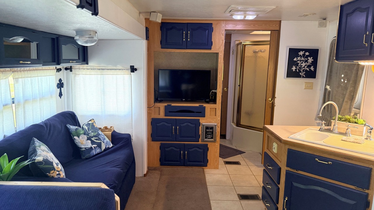 Photo of Livingroom in Decaturville
