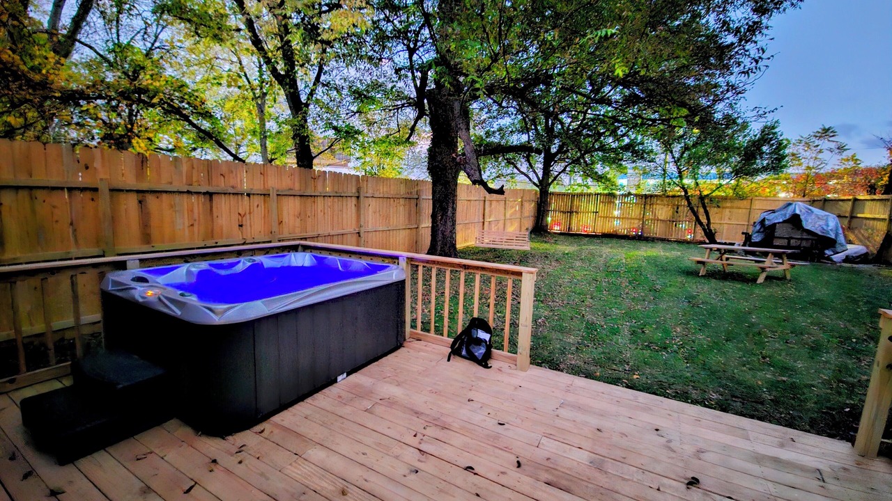 Photo of Patio Balcony in Crestline Heights