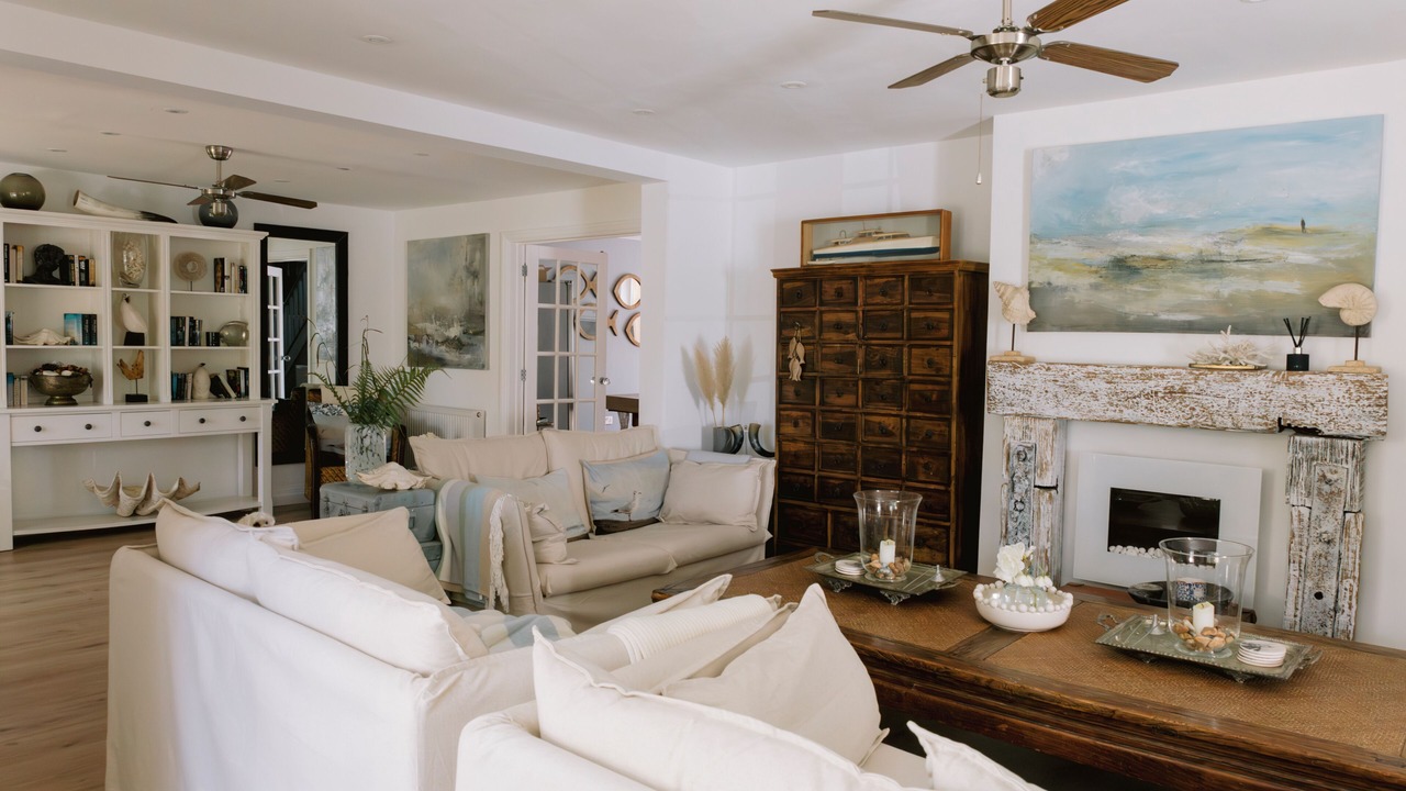 Photo of Livingroom in East Preston
