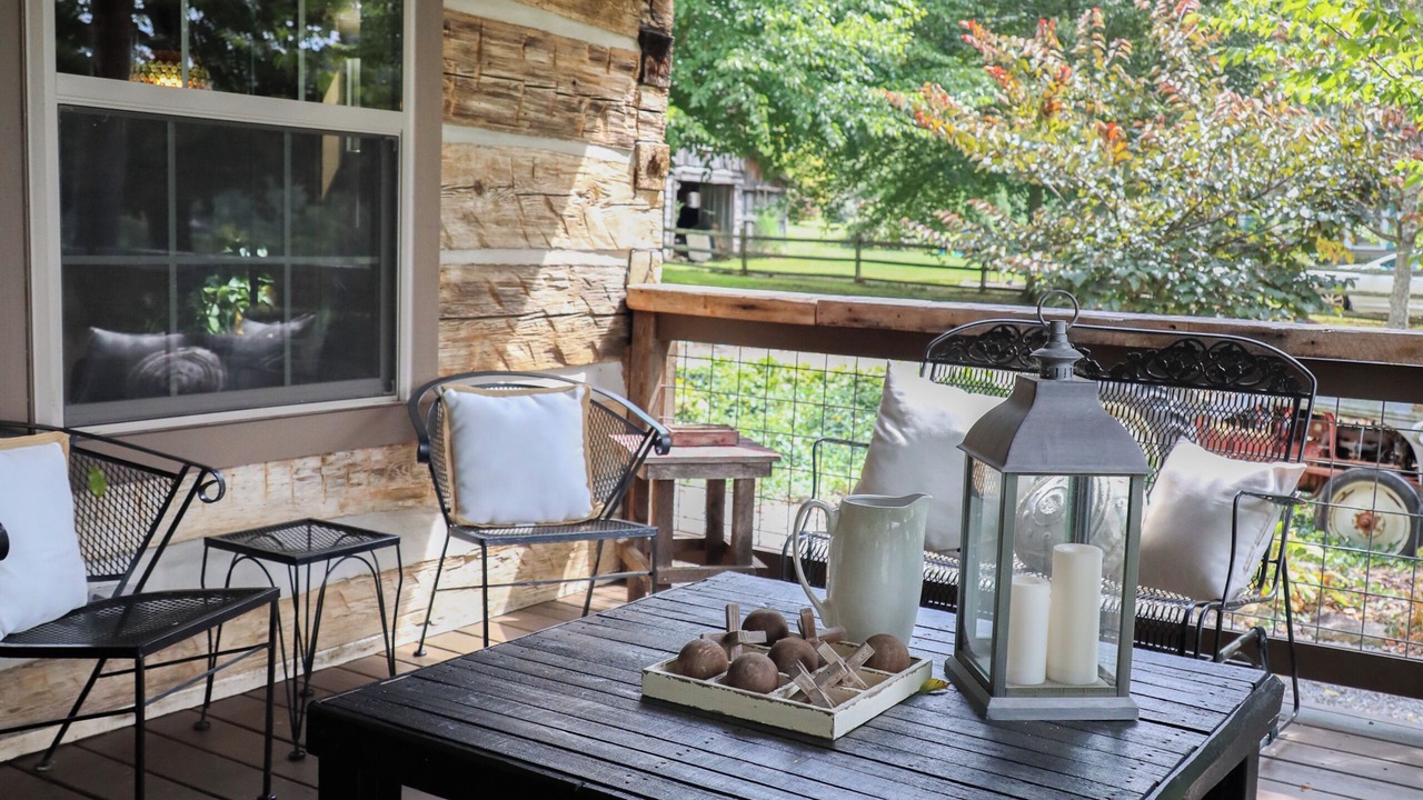 Photo of Patio Balcony in Weaverville