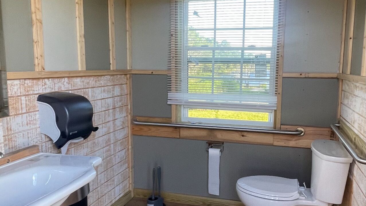 Photo of Bathroom in Merritt