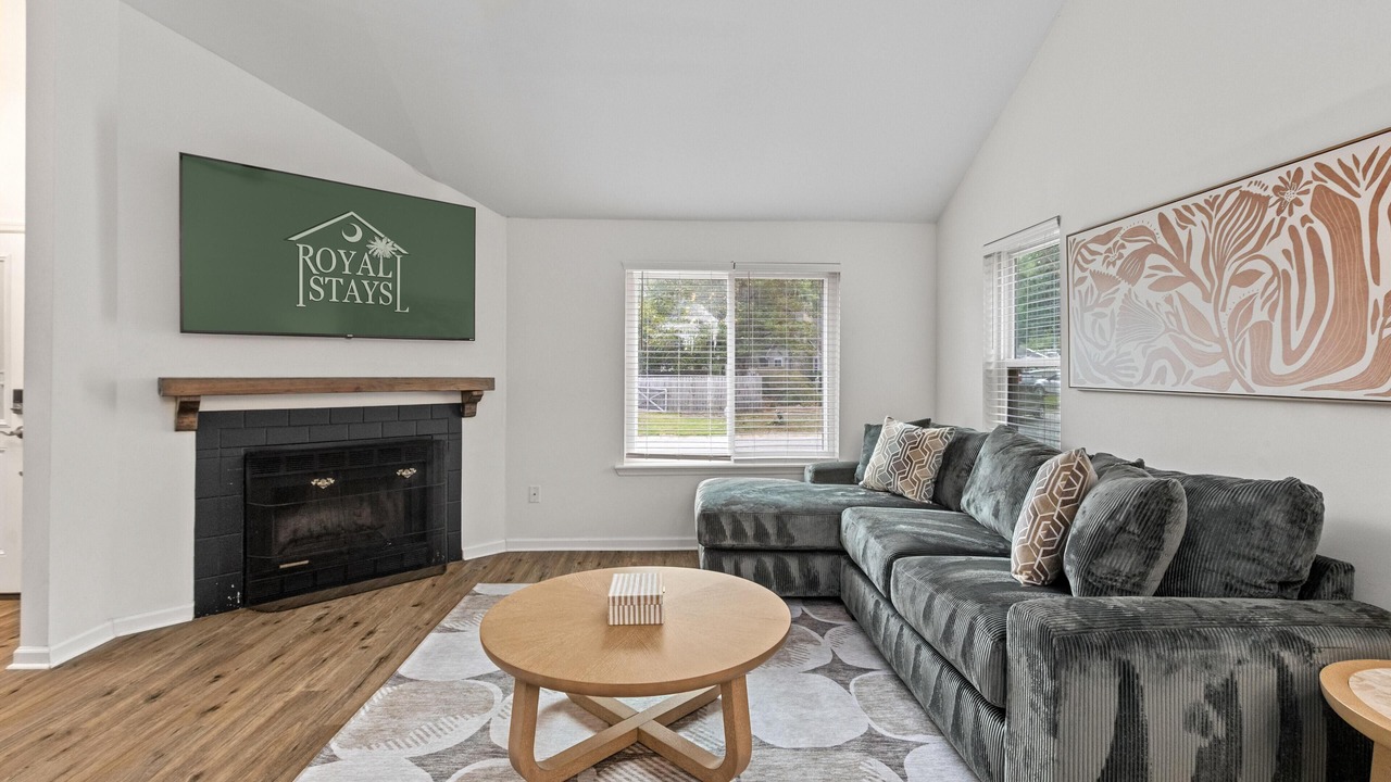 Photo of Livingroom in Mount Pleasant