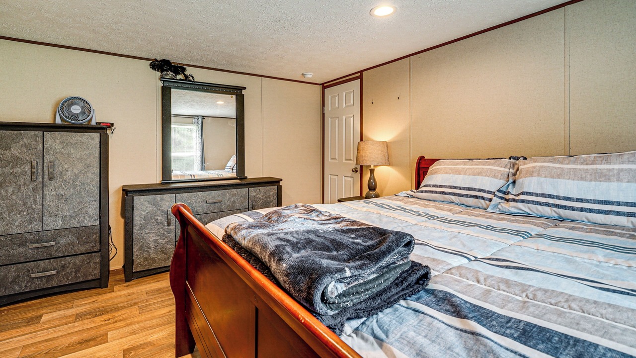 Photo of Bedroom in Navassa