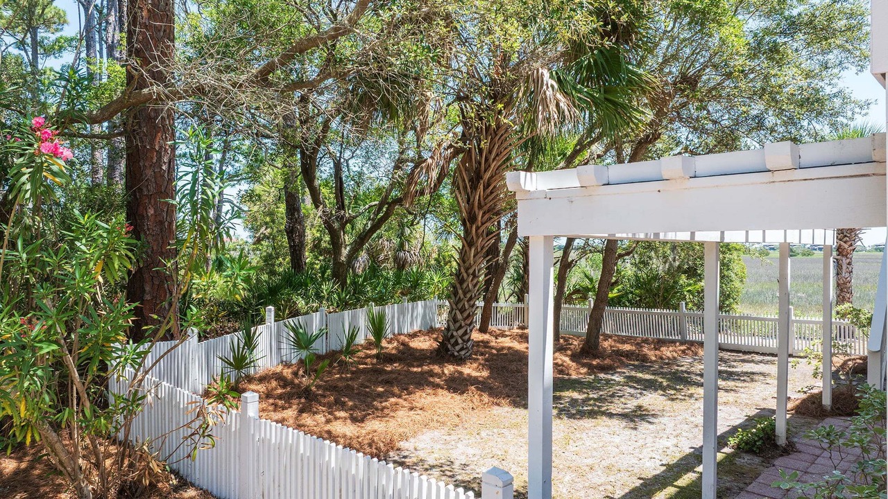 Photo of Outdoor in Oceanmarsh Subdivision
