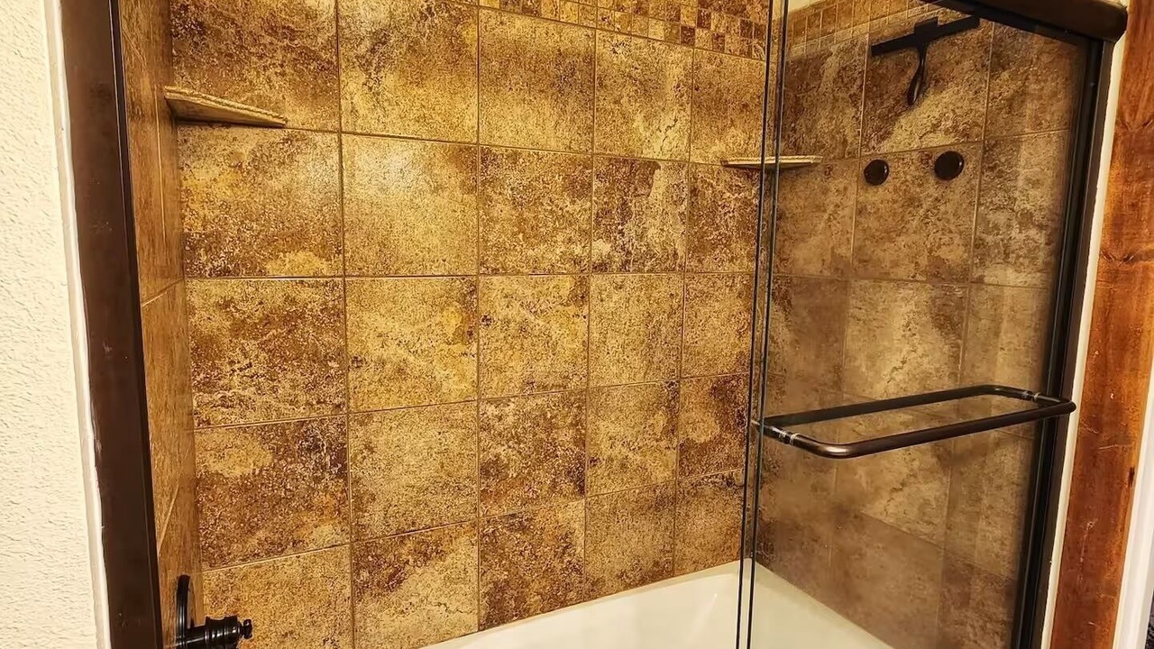 Photo of Bathroom in Piney Creek