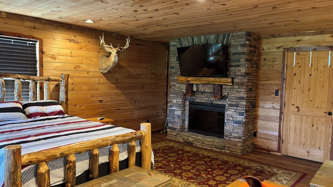 Photo of Bedroom in Spruce Pine