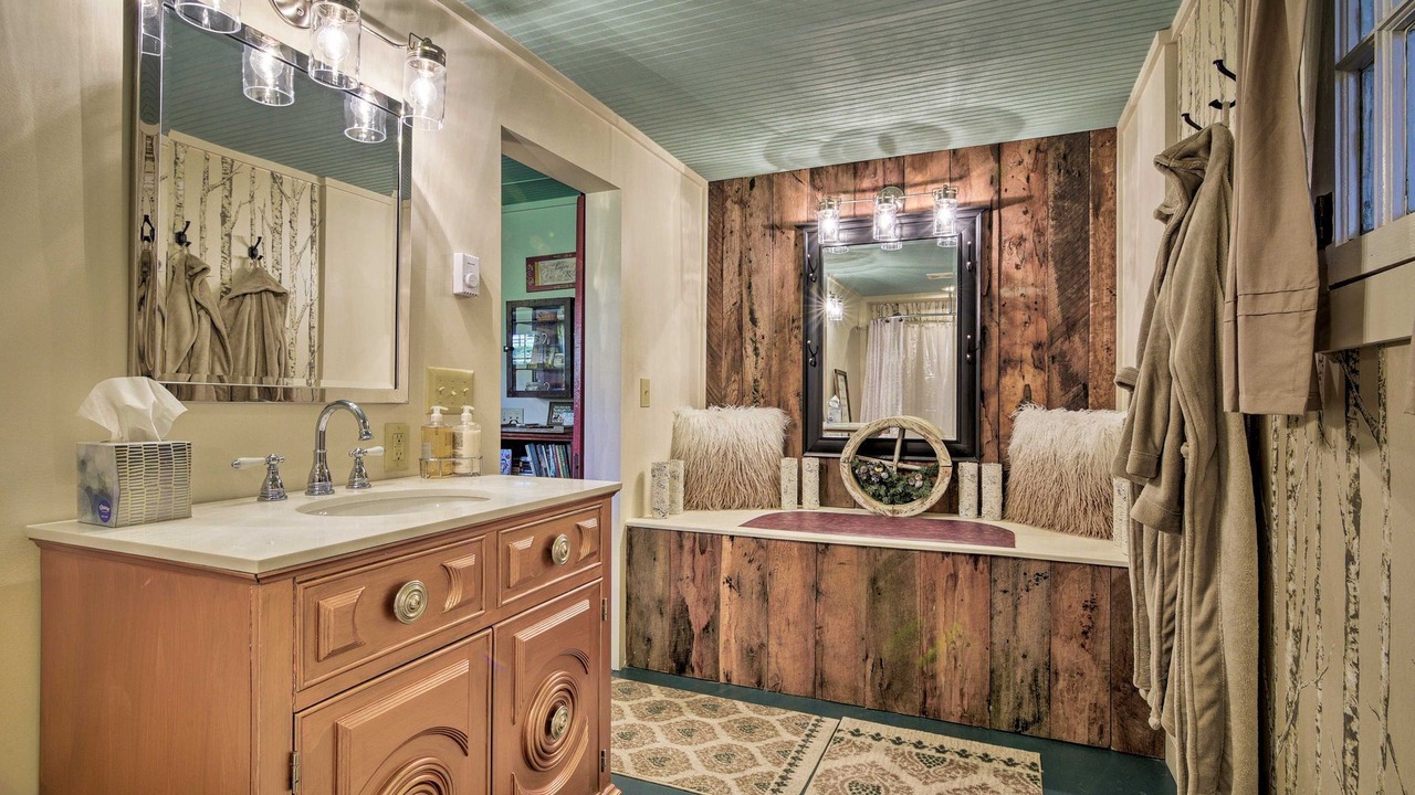 Photo of Bathroom in Wallburg
