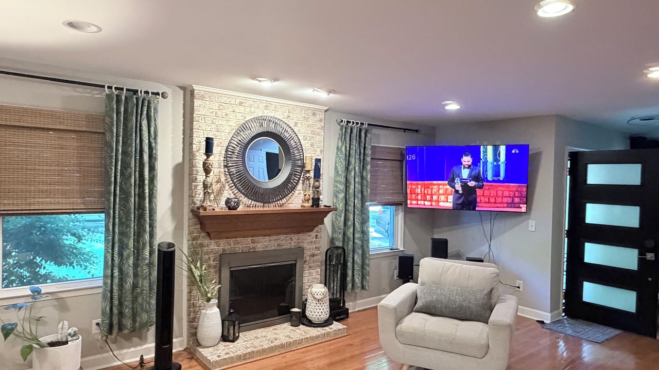 Photo of Livingroom in North Raleigh