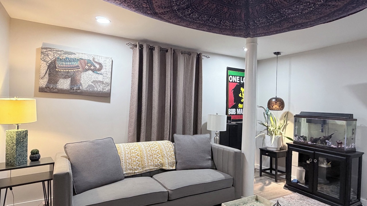 Photo of Livingroom in North Raleigh