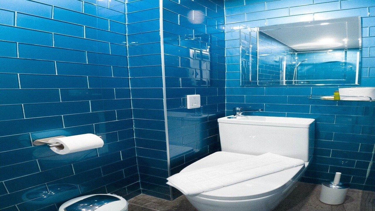 Photo of Bathroom in Newquay City Centre