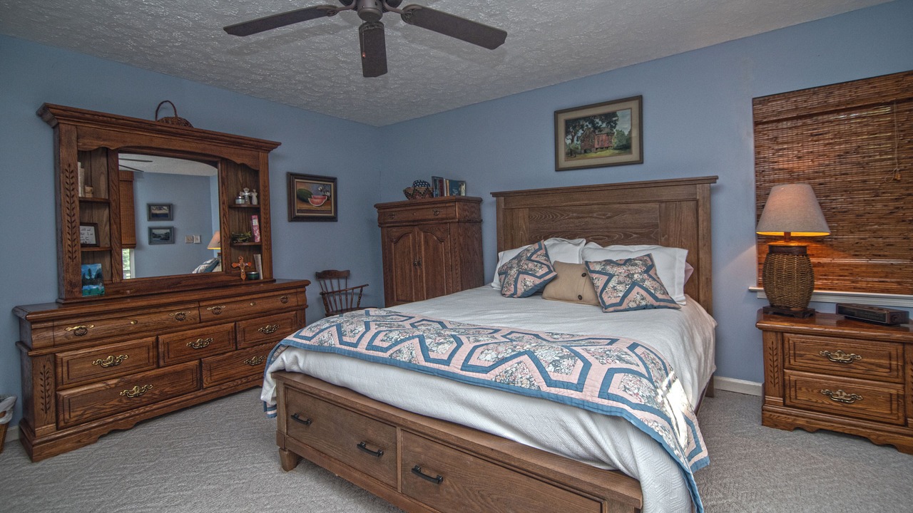 Photo of Bedroom in Little Kowaliga