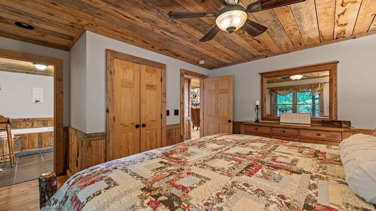 Photo of Bedroom in Unaka