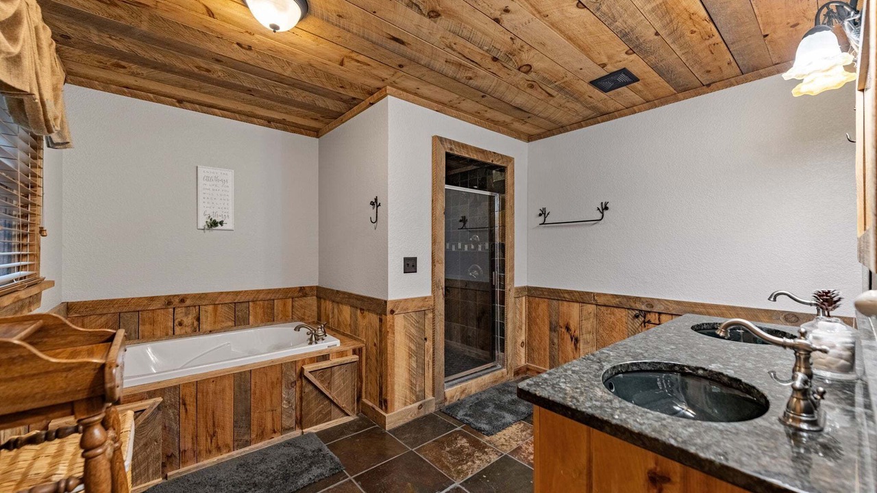 Photo of Bathroom in Unaka