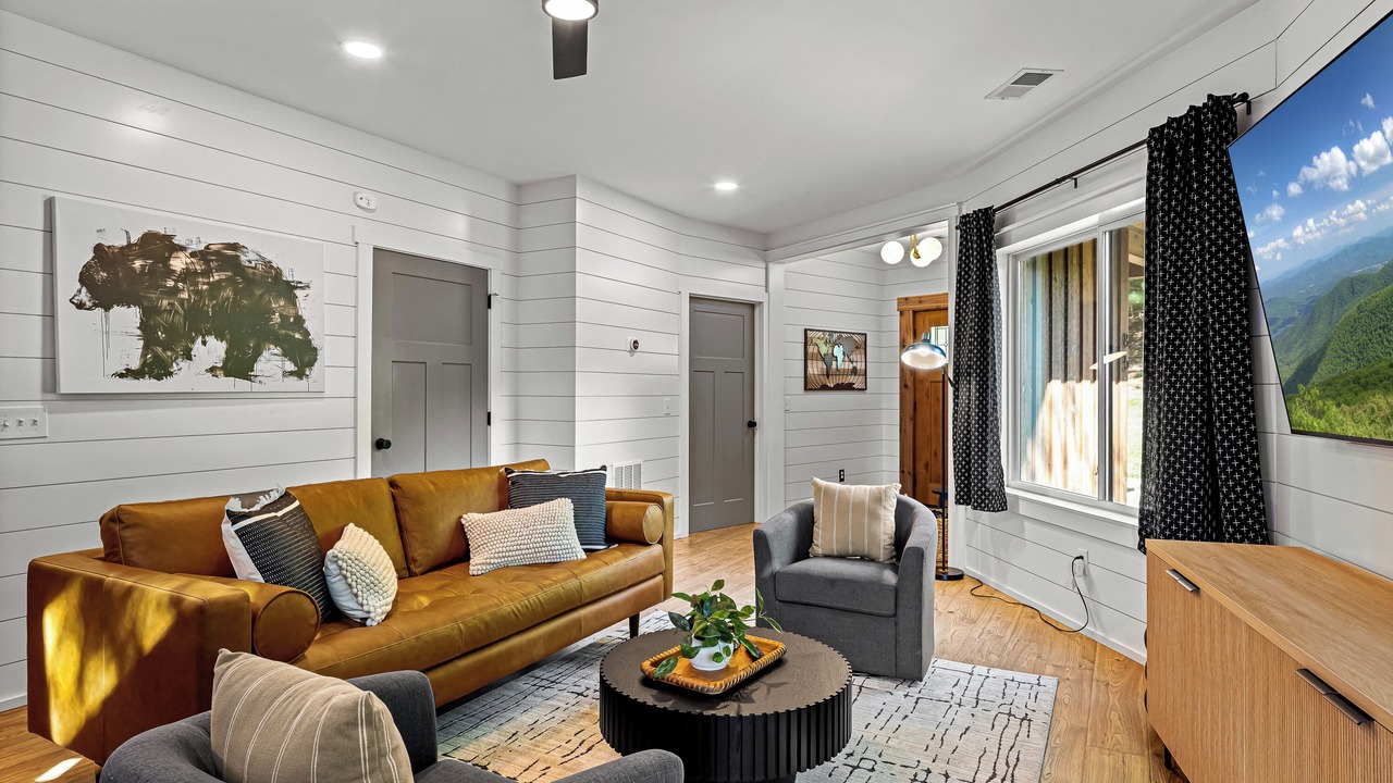 Photo of Livingroom in Leicester