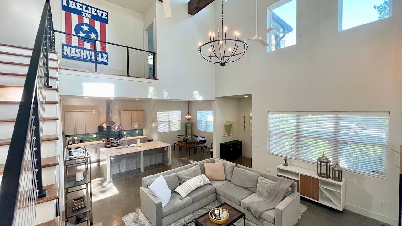 Photo of Livingroom in Shelby Hills