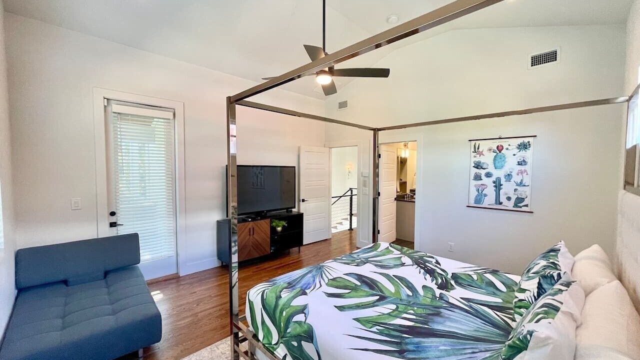 Photo of Bedroom in Shelby Hills
