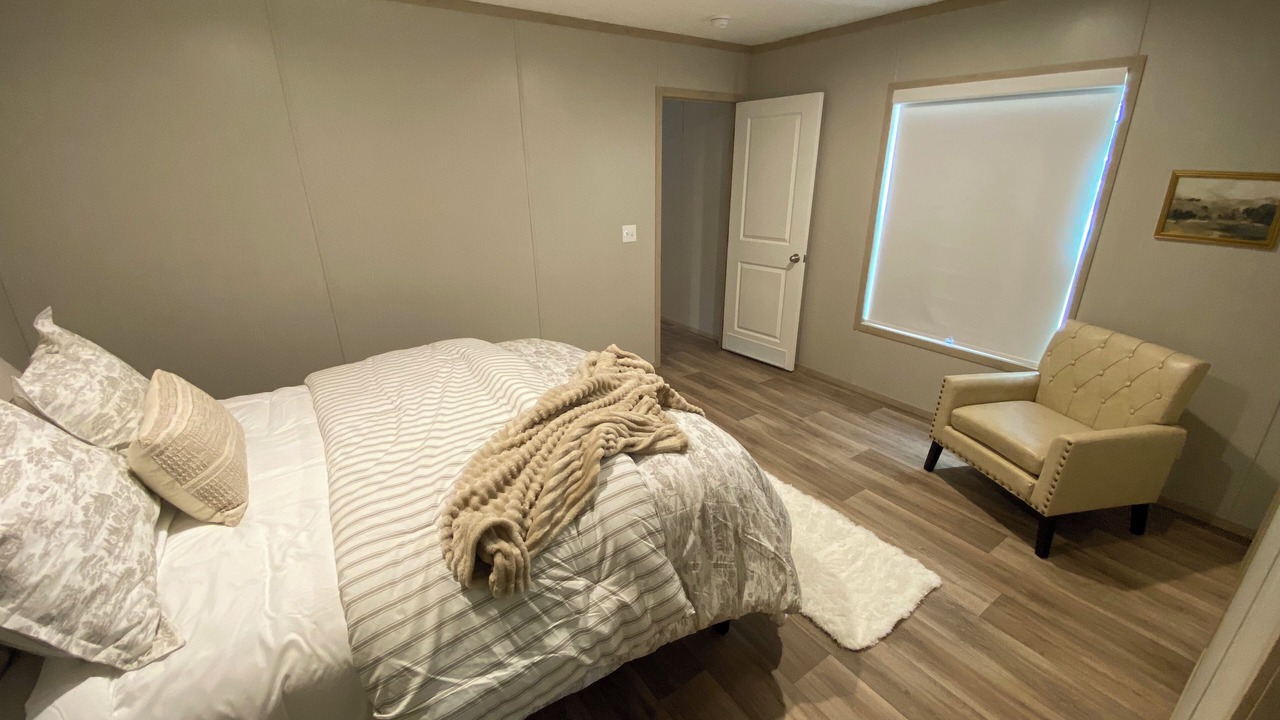 Photo of Bedroom in Southmont
