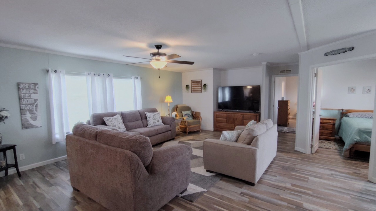 Photo of Bedroom in Harkers Island
