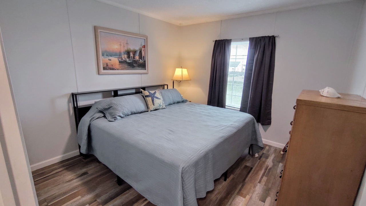 Photo of Bedroom in Harkers Island