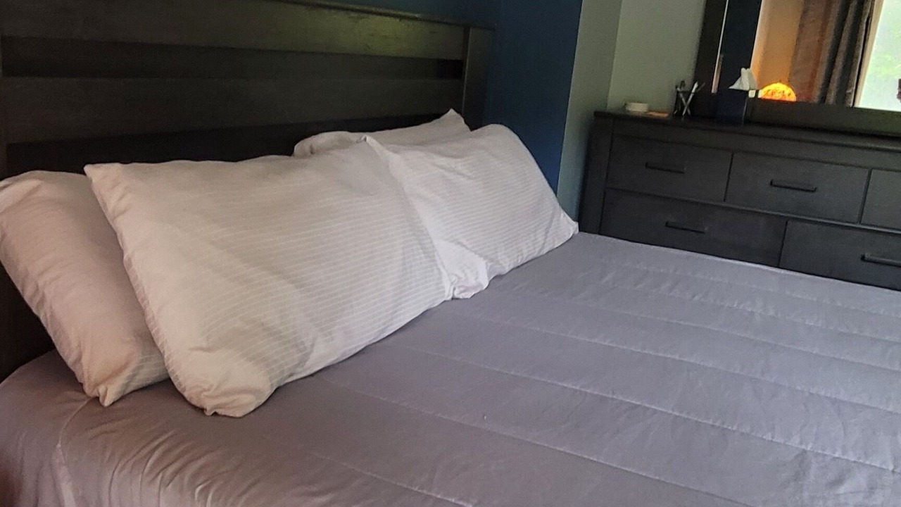 Photo of Bedroom in Forest Hills