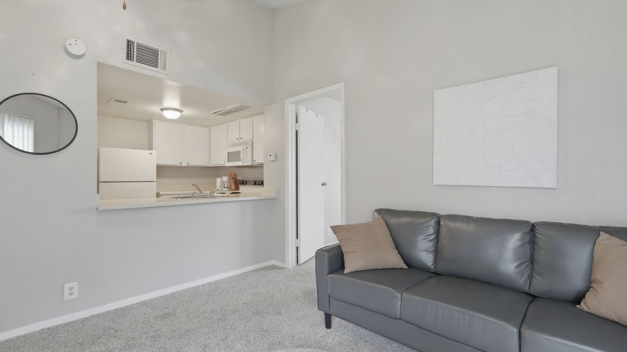 Photo of Livingroom in Donelson
