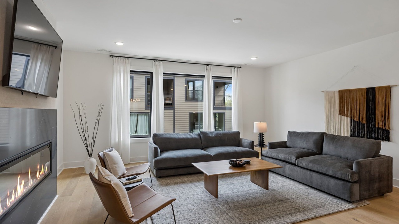 Photo of Bedroom in Hurwood Heights