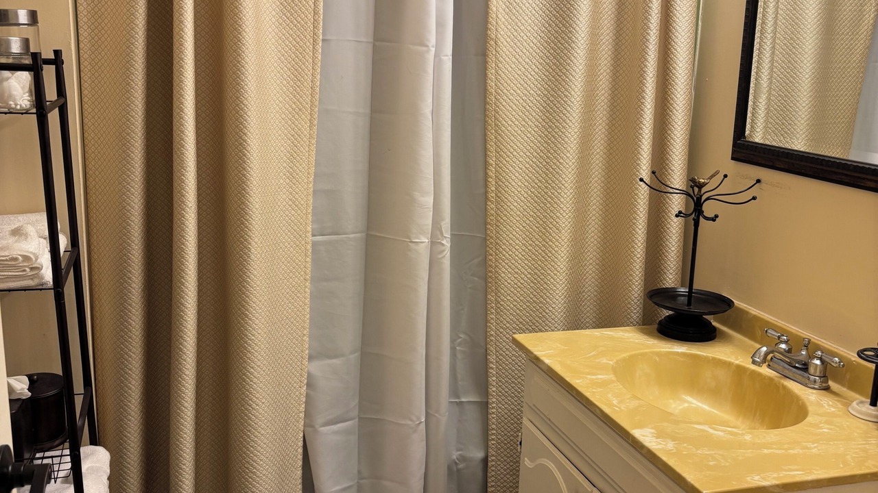 Photo of Bathroom in Wilmington Historic District
