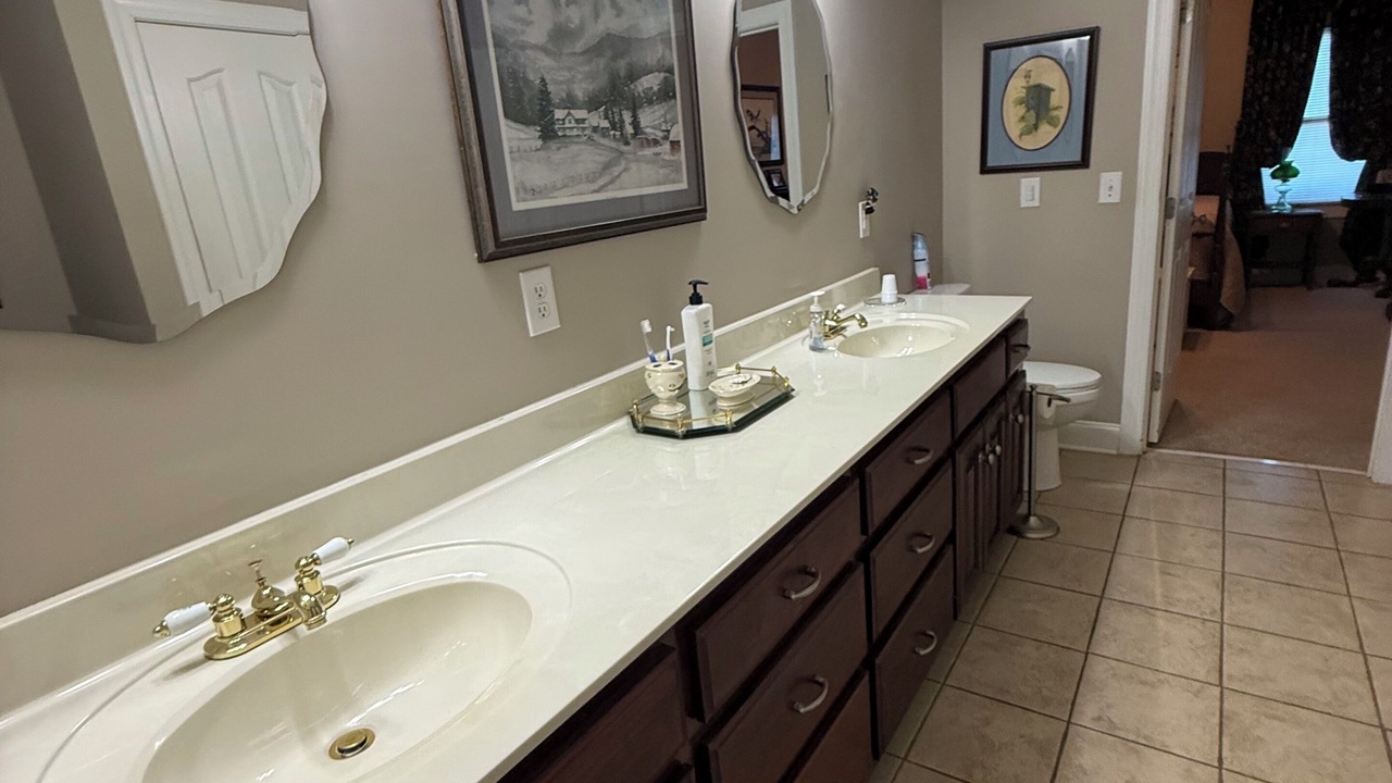 Photo of Bathroom in Dixon Springs