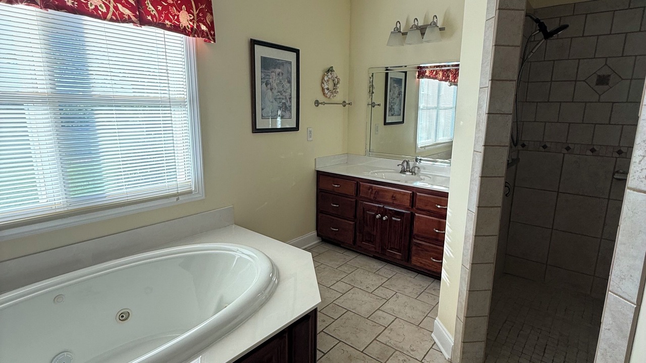 Photo of Bathroom in Dixon Springs