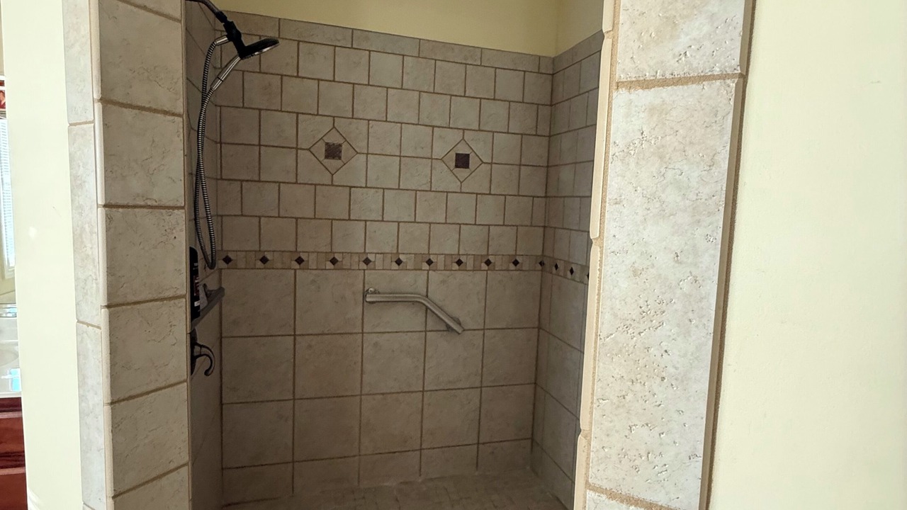 Photo of Bathroom in Dixon Springs