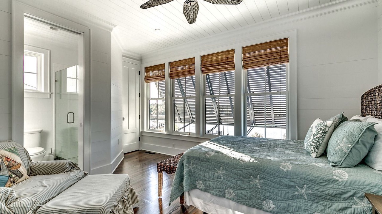 Photo of Bedroom in Pawleys Island