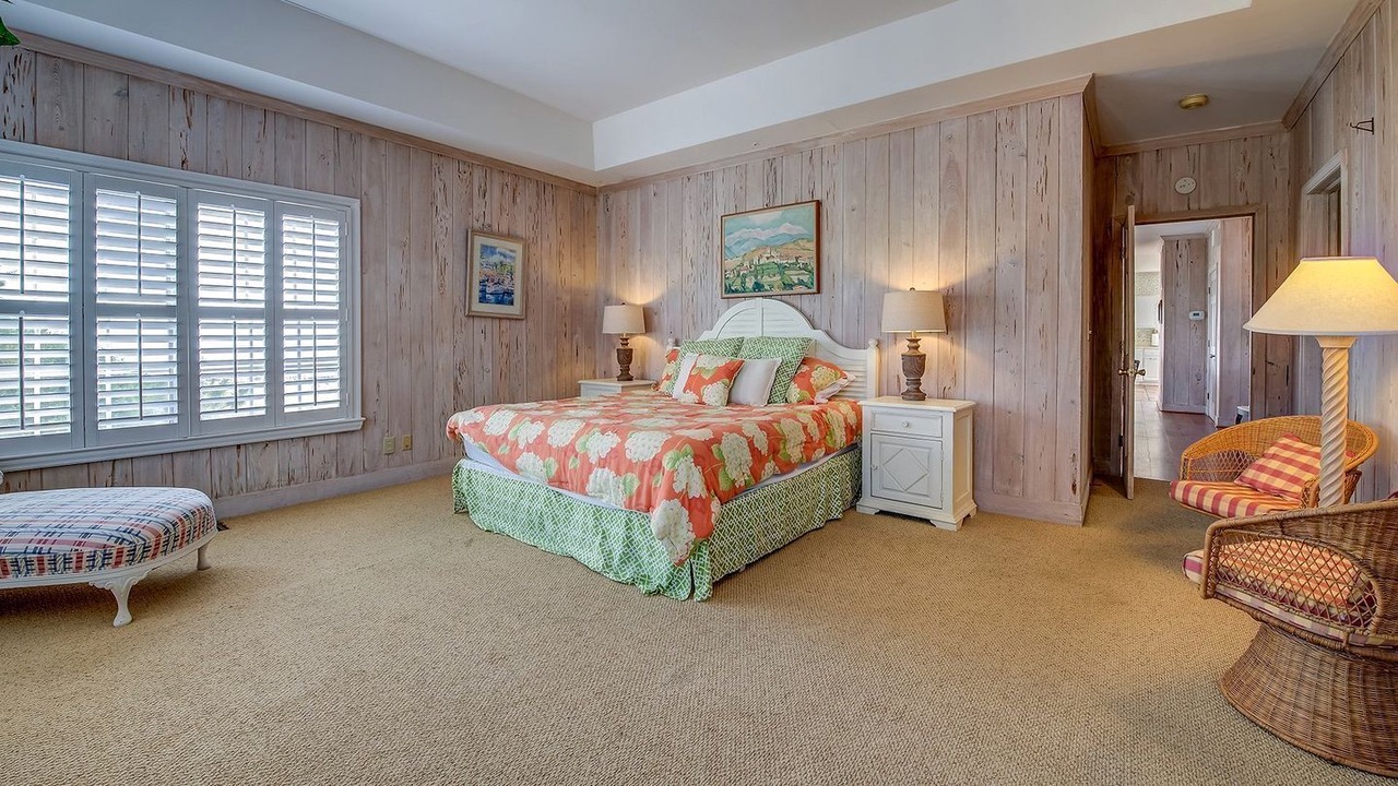 Photo of Bedroom in Debordieu Colony
